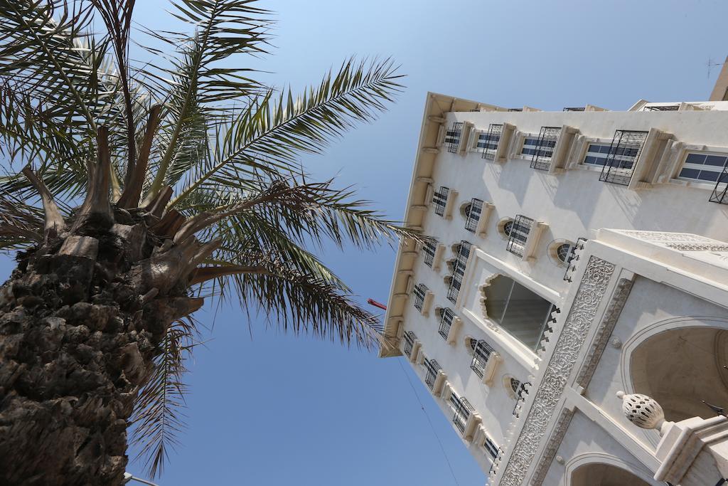 Assaha Ghobeiry Hotel ベイルート エクステリア 写真