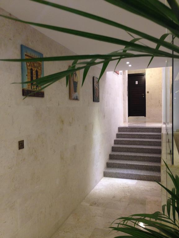 Assaha Ghobeiry Hotel ベイルート エクステリア 写真