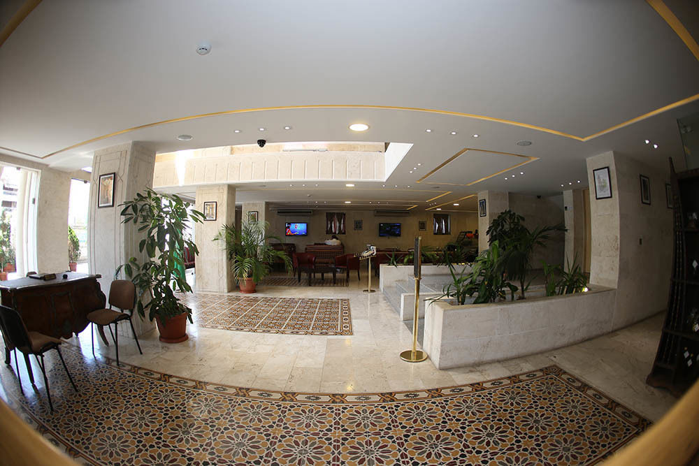 Assaha Ghobeiry Hotel ベイルート エクステリア 写真