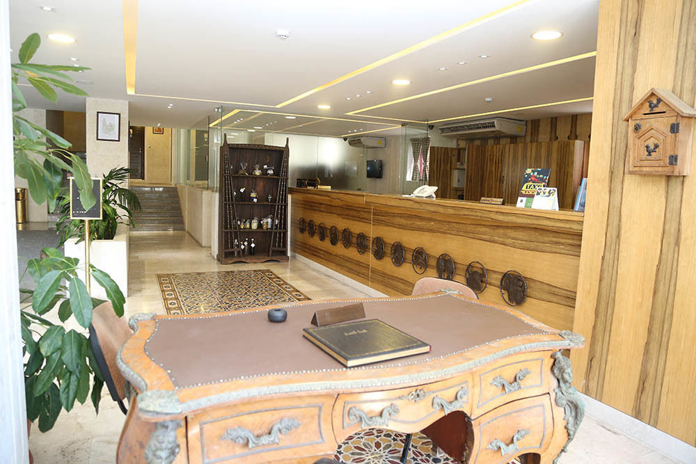 Assaha Ghobeiry Hotel ベイルート エクステリア 写真