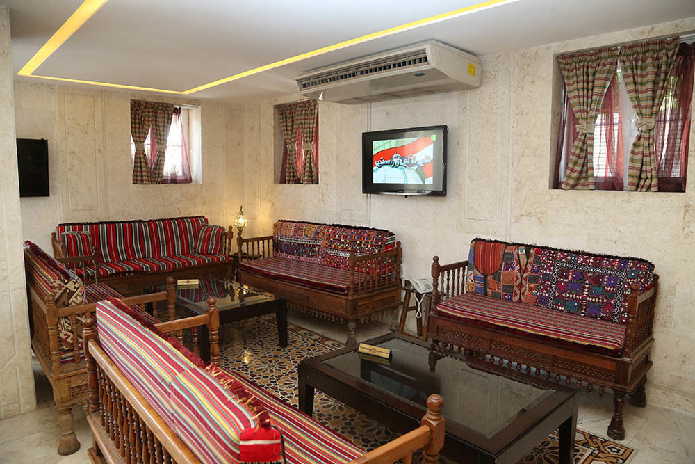 Assaha Ghobeiry Hotel ベイルート エクステリア 写真
