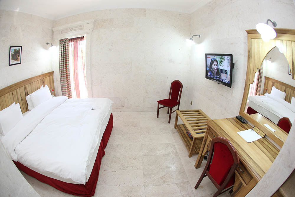 Assaha Ghobeiry Hotel ベイルート エクステリア 写真