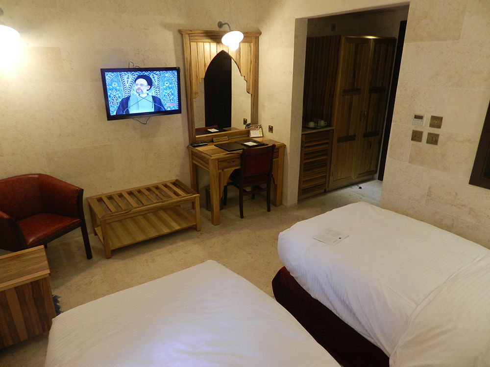 Assaha Ghobeiry Hotel ベイルート エクステリア 写真